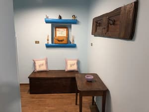 thumbnail: Interior
