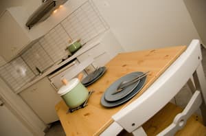 thumbnail: In-room dining