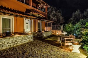 thumbnail: Terrace/patio