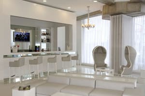thumbnail: Bar (on property)