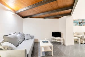 thumbnail: Interior