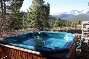 thumbnail: Property grounds