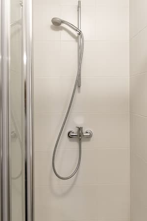 thumbnail: Bathroom shower