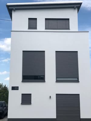 thumbnail: Exterior
