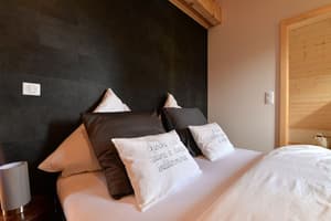 thumbnail: Interior