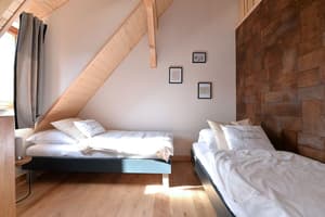 thumbnail: Interior