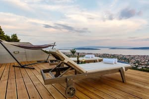 thumbnail: Sundeck