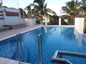 thumbnail: Outdoor pool