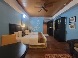 thumbnail: Room