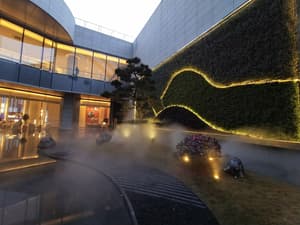thumbnail: Exterior