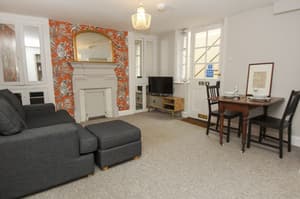 thumbnail: Living room