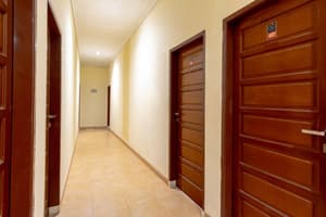 thumbnail: Hallway