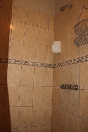 thumbnail: Bathroom shower