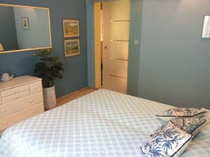 thumbnail: In-room dining