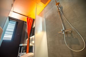 thumbnail: Bathroom shower