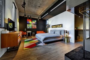 thumbnail: Room