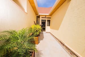 thumbnail: Property entrance
