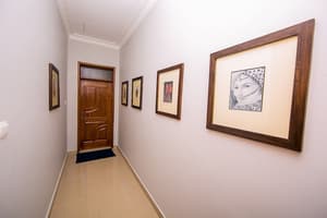 thumbnail: Hallway