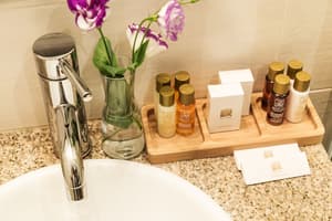thumbnail: Bathroom