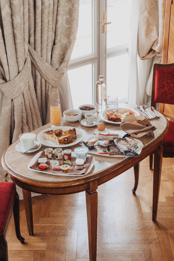 In-room dining