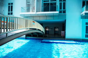 thumbnail: Outdoor pool
