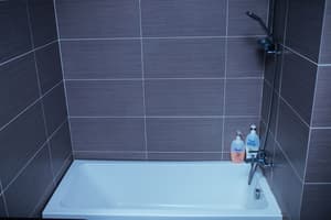 thumbnail: Jetted tub