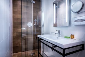 thumbnail: Bathroom