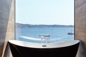 thumbnail: Jetted tub