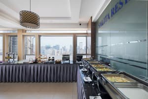 thumbnail: Restaurant