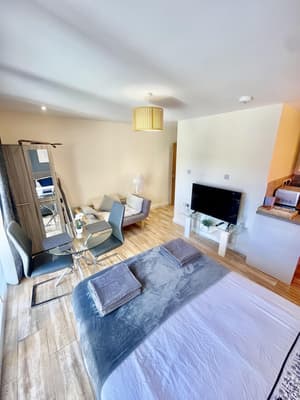 thumbnail: Living area