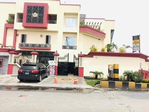 thumbnail: Front of property