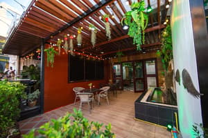 thumbnail: Terrace/patio