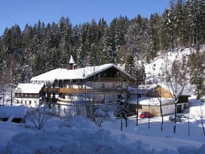 thumbnail: Exterior
