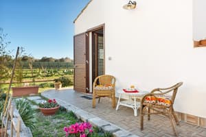 thumbnail: Terrace/patio