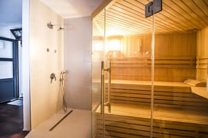 thumbnail: Sauna