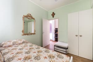 thumbnail: Interior