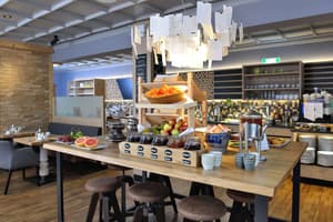 thumbnail: Breakfast area