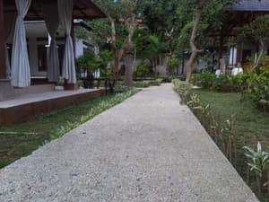 thumbnail: Garden view