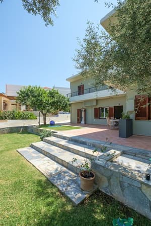 thumbnail: Terrace/patio