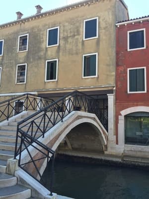 thumbnail: Exterior