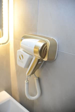 thumbnail: Room amenity