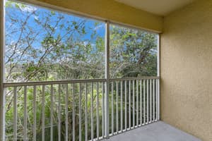thumbnail: Balcony