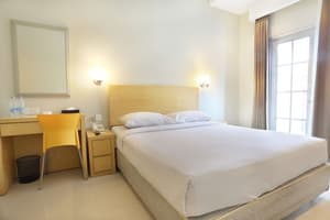 thumbnail: Interior