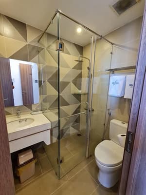 thumbnail: Bathroom