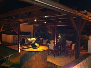 thumbnail: Exterior