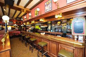 thumbnail: Bar (on property)