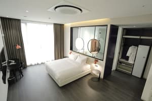 thumbnail: Room
