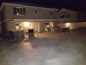 thumbnail: Exterior