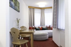 thumbnail: Living area
