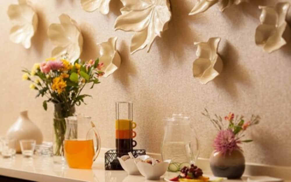 Spa reception